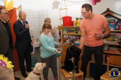 Lionsclub WSF Checkuebergabe Schlossgartenschule 10